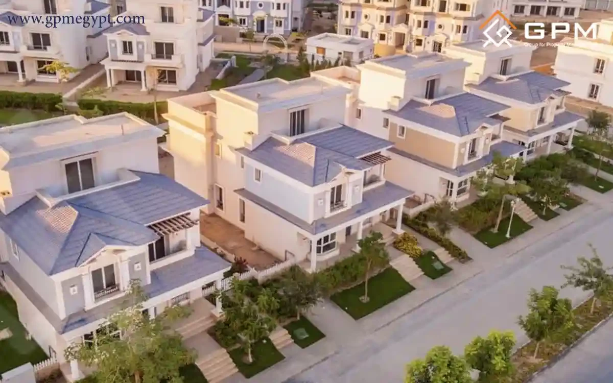 Townhouse Middle for sale in Mountain View October Park View Pyramids from the roof 287 sqm